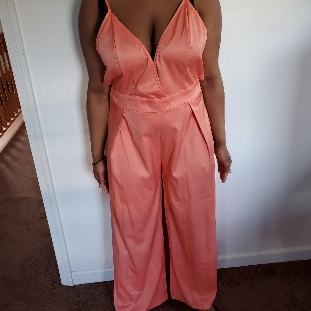 Jumpsuit - Picture 8 of 9